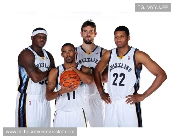 雷霆队年轻核心平均年龄仅24岁 总决赛经验不足体能挑战大 雷霆队年轻核心平均年龄仅24岁 总决赛经验不足体能挑战大